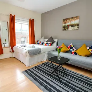 Studio Flat On Brick Lane Near Shoreditch Apartment