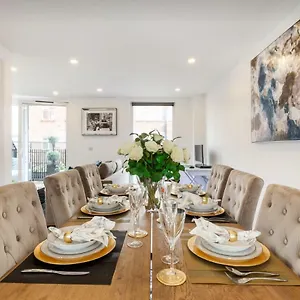 Premier Penthouse Apartment